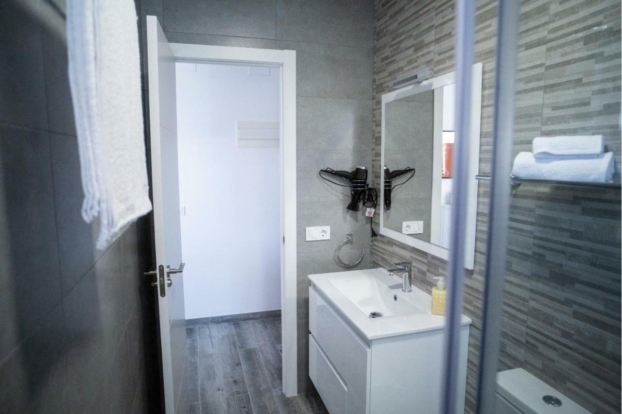 Piso De Diseno A 5 Min Andando De La Playa Apartment Valencia Exterior photo